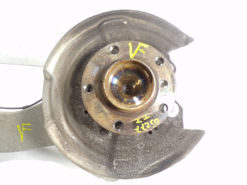 Recambio de mangueta trasera izquierda para mini countryman (r60) one d referencia OEM IAM 33329805657  