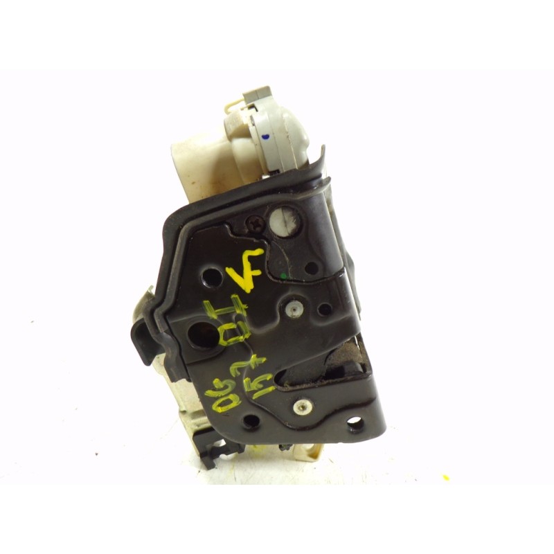 Recambio de cerradura puerta delantera izquierda para audi a1 (8x) 1.6 tdi referencia OEM IAM 8J1837015C 8J1837015C 