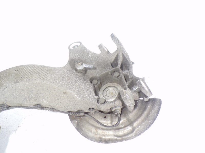 Recambio de mangueta trasera izquierda para mini countryman (r60) one d referencia OEM IAM 33329805657  