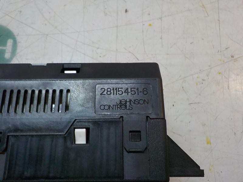 Recambio de pantalla multifuncion para opel corsa d selective referencia OEM IAM   