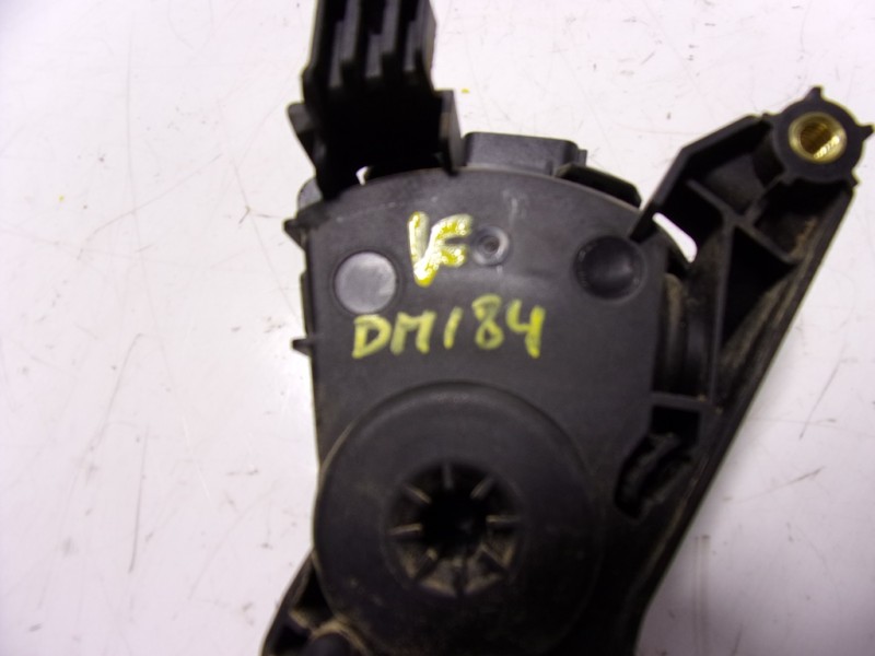 Recambio de potenciometro pedal para dacia duster 1.6 sce cat referencia OEM IAM 180026342R 180022703R 