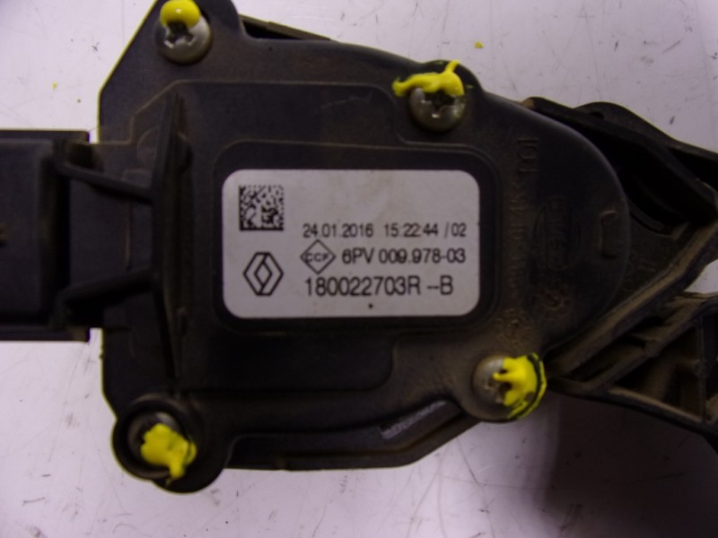 Recambio de potenciometro pedal para dacia duster 1.6 sce cat referencia OEM IAM 180026342R 180022703R 