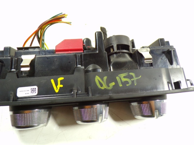 Recambio de mando climatizador para audi a1 (8x) 1.6 tdi referencia OEM IAM 8X0820043C6PS 8X0820043C 90151454