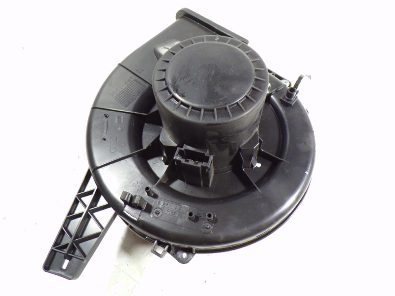 Recambio de motor calefaccion para audi a1 (8x) 1.6 tdi referencia OEM IAM 6R1819015 6R1819015 