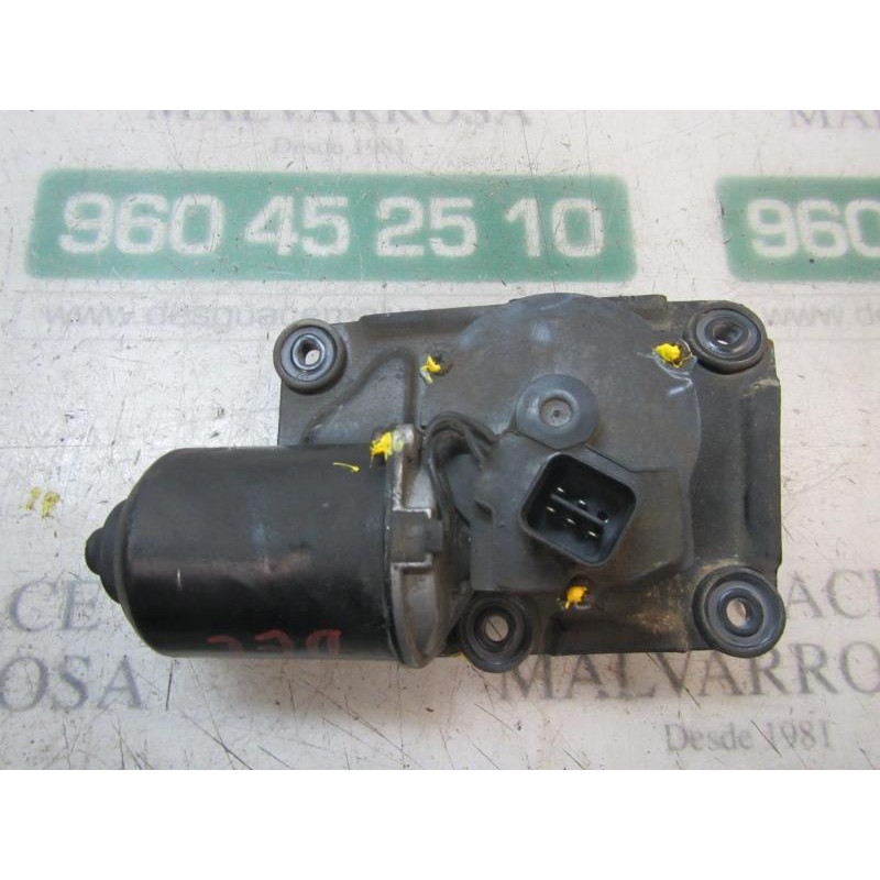 Recambio de motor limpia delantero para kia carnival ii 2.9 cdri ex referencia OEM IAM   