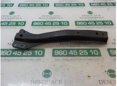 Recambio de travesaño inferior para tata vista 1.4 75cv referencia OEM IAM   