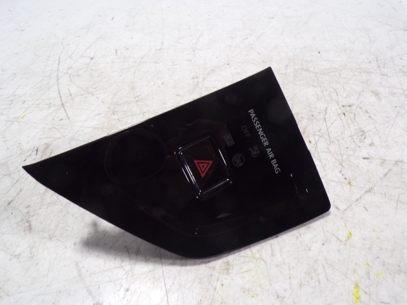 Recambio de warning para volkswagen polo 1.0 tsi referencia OEM IAM 2G0953509KQU  