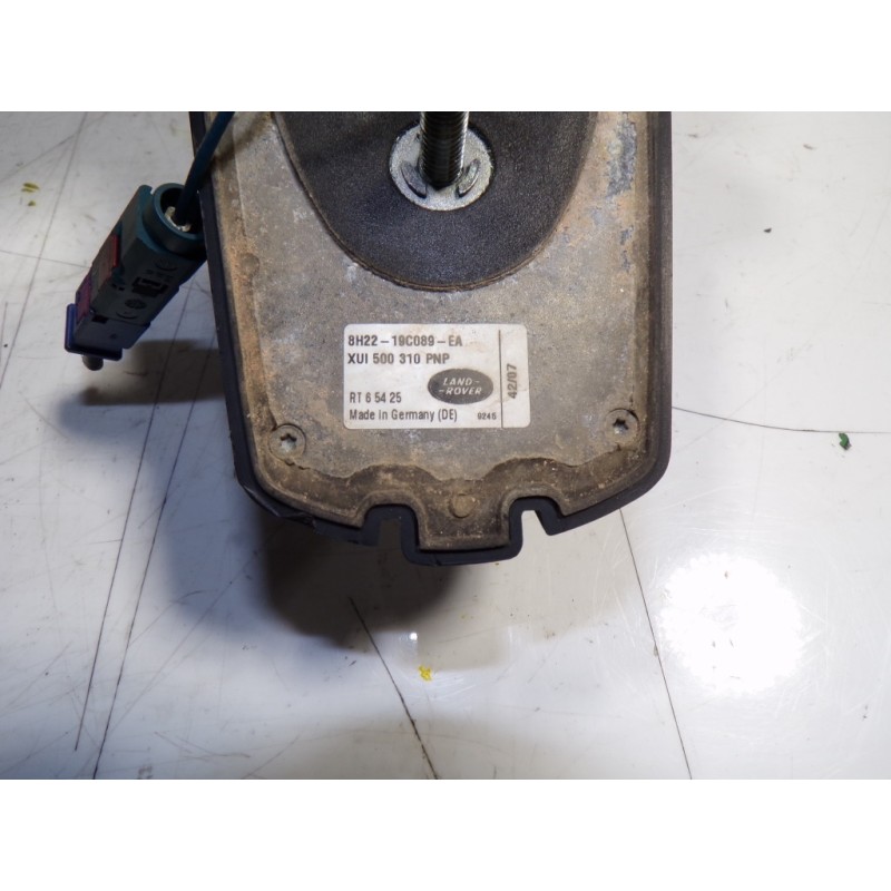 Recambio de antena para land rover range rover sport v8 td hse referencia OEM IAM XUI500310 8H2219C089EA RT65425