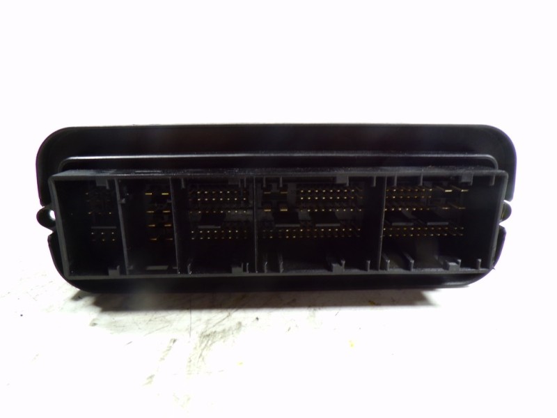 Recambio de centralita motor uce para bmw serie 3 berlina (e90) 2.0 turbodiesel cat referencia OEM IAM  8510832 