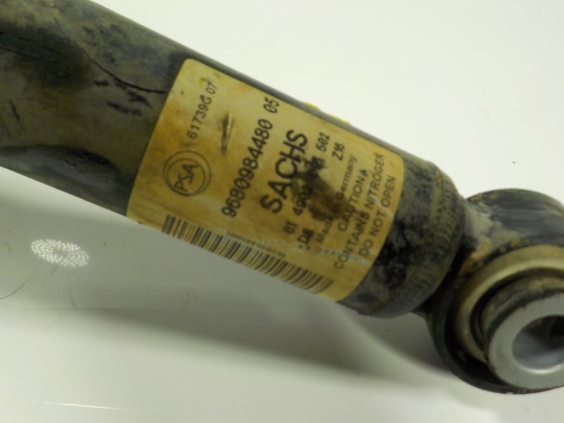 Recambio de amortiguador trasero izquierdo para peugeot partner kombi 1.6 blue-hdi fap referencia OEM IAM 5206QQ 9680984480 