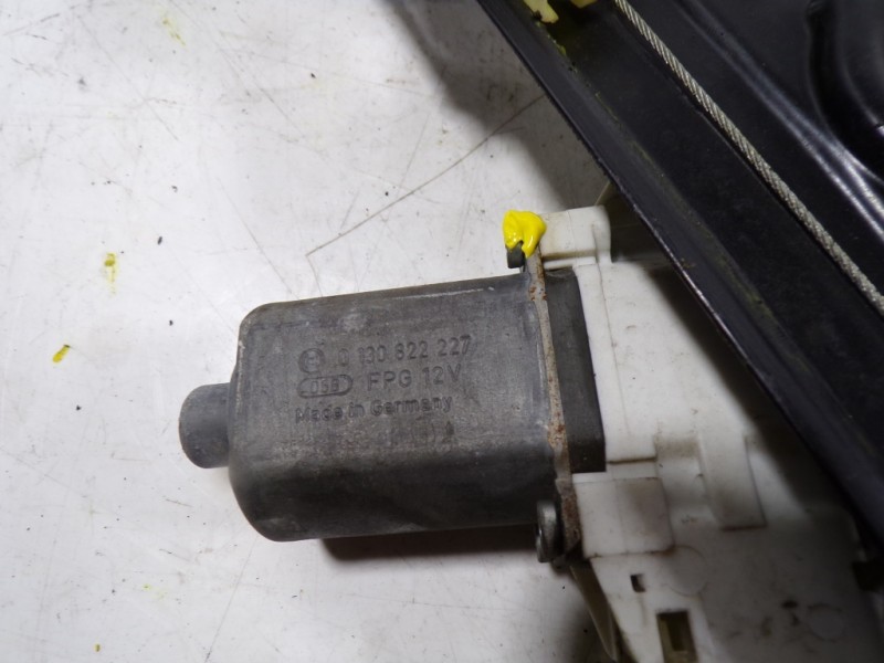 Recambio de elevalunas delantero derecho para bmw serie 3 berlina (e90) 2.0 turbodiesel cat referencia OEM IAM  6927028 