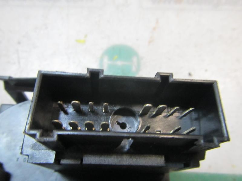 Recambio de mando luces para ford fiesta (cbk) 1.3 cat referencia OEM IAM   