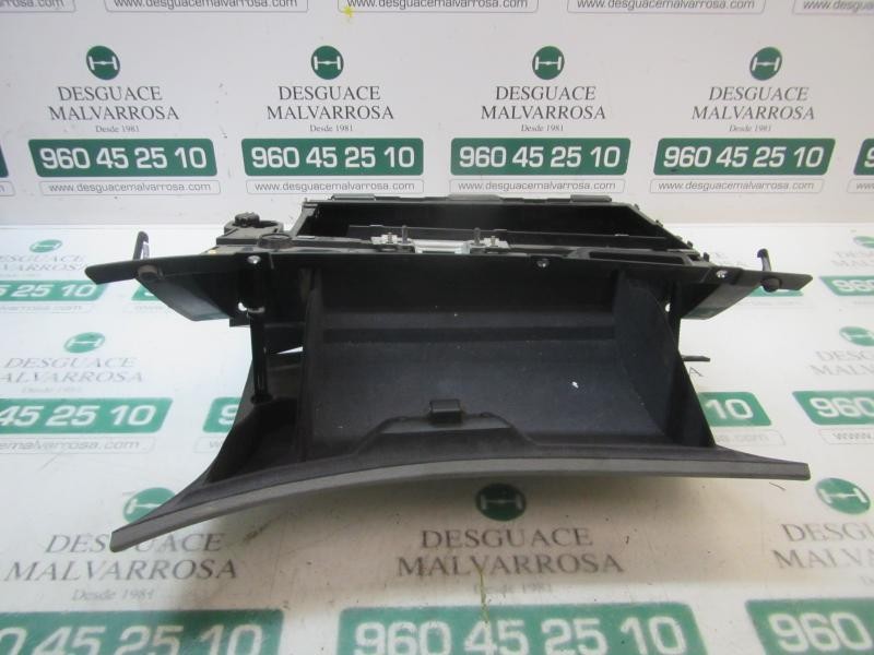 Recambio de guantera para bmw serie 3 berlina (e46) 1.9 cat referencia OEM IAM 51167141585  