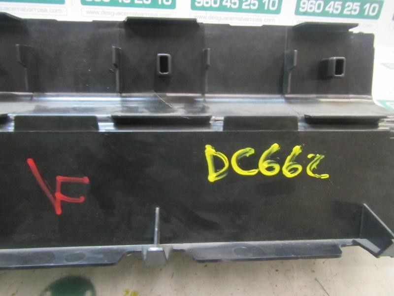 Recambio de guantera para bmw serie 3 berlina (e46) 1.9 cat referencia OEM IAM 51167141585  