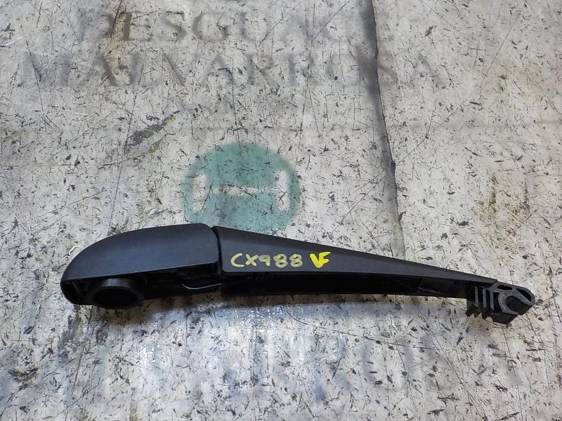 Recambio de brazo limpia trasero para toyota auris 1.8 16v cat (híbrido) referencia OEM IAM 8513002050  