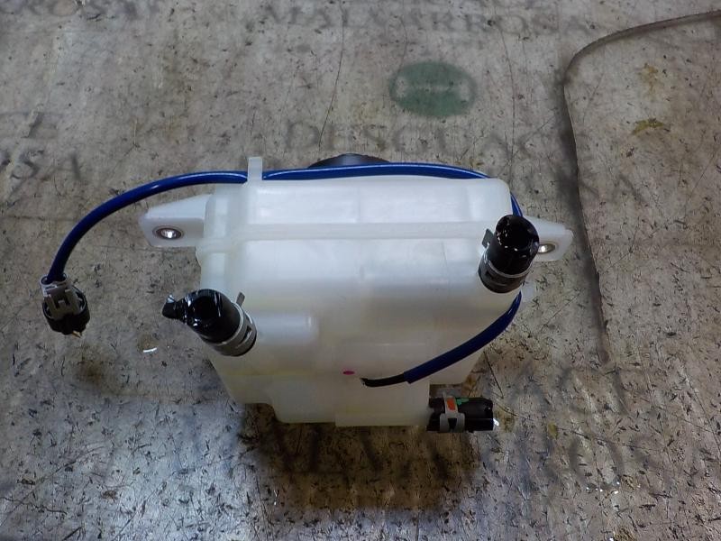 Recambio de deposito servo para toyota auris 1.8 16v cat (híbrido) referencia OEM IAM 4722012300  