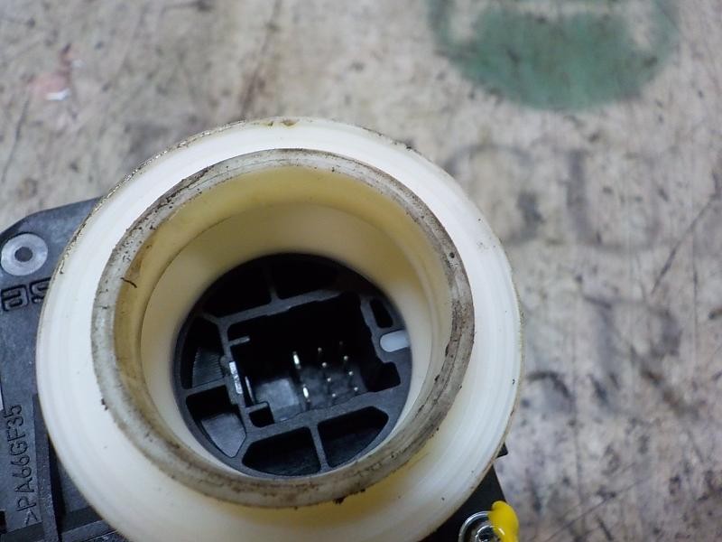 Recambio de elevalunas delantero derecho para toyota auris 1.8 16v cat (híbrido) referencia OEM IAM 6981002480 857102420B 