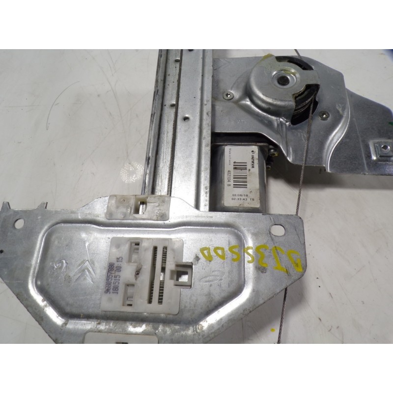 Recambio de elevalunas delantero derecho para peugeot partner kombi 1.6 blue-hdi fap referencia OEM IAM 9222EQ 402104B 