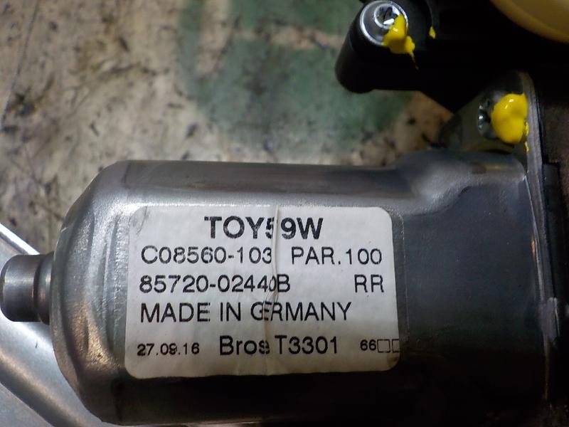 Recambio de elevalunas trasero derecho para toyota auris 1.8 16v cat (híbrido) referencia OEM IAM 6983002430 8572002440B 