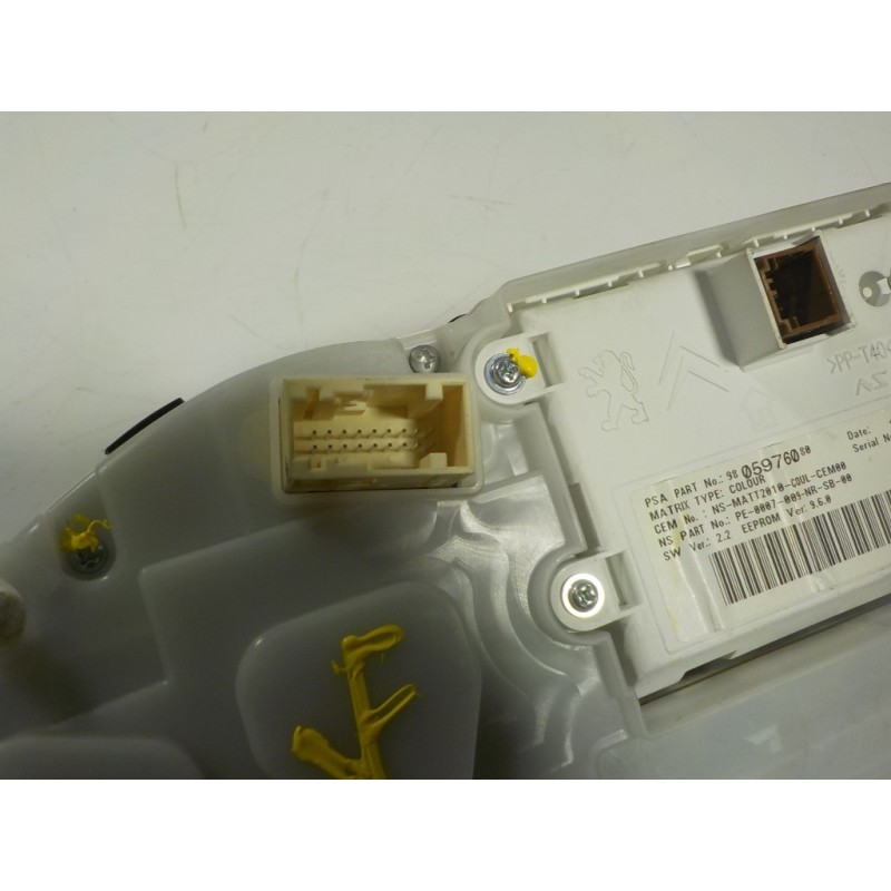 Recambio de cuadro instrumentos para peugeot 2008 (--.2013) 1.6 16v e-hdi fap referencia OEM IAM 9805407380 9805969580 