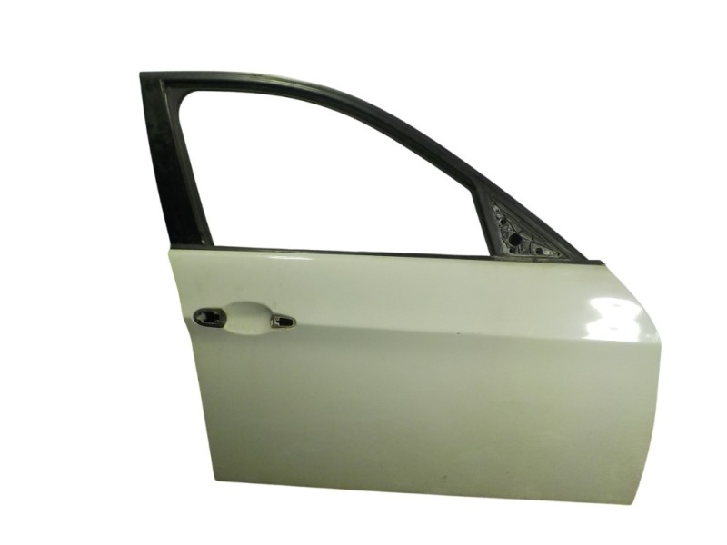 Recambio de puerta delantera derecha para bmw serie 3 berlina (e90) 2.0 turbodiesel cat referencia OEM IAM   