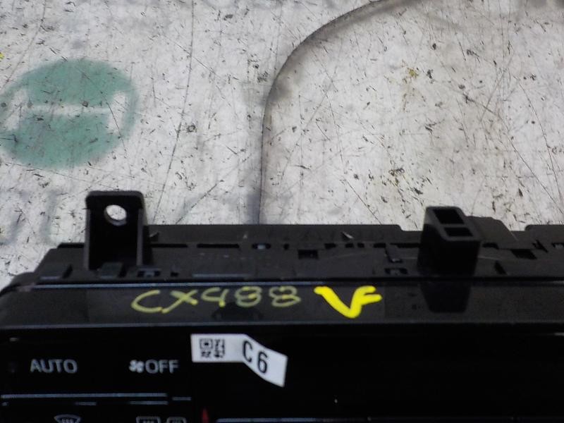 Recambio de mando climatizador para toyota auris 1.8 16v cat (híbrido) referencia OEM IAM 5590002C60  