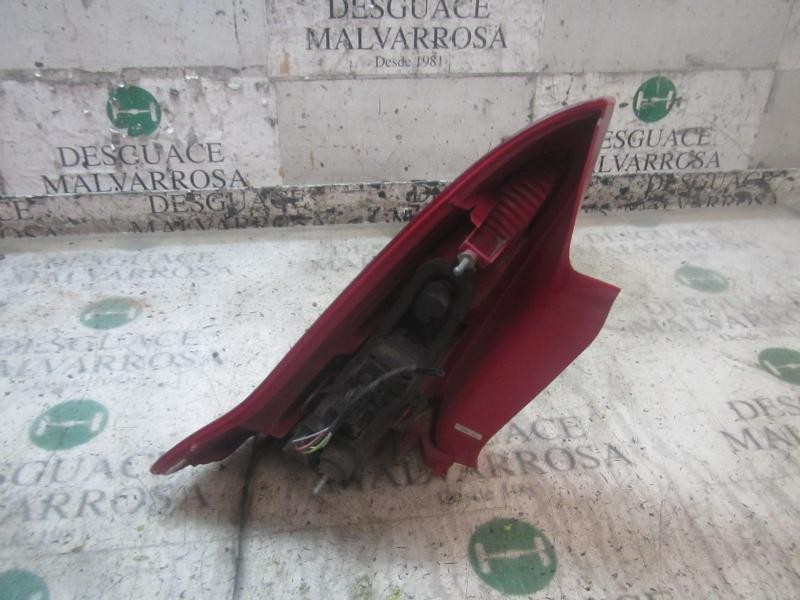 Recambio de piloto trasero derecho para citroën c4 coupe 1.6 16v hdi referencia OEM IAM   