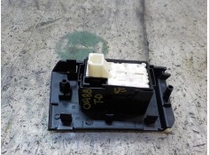 Recambio de mando elevalunas trasero derecho para toyota auris 1.8 16v cat (híbrido) referencia OEM IAM 8481002140   2