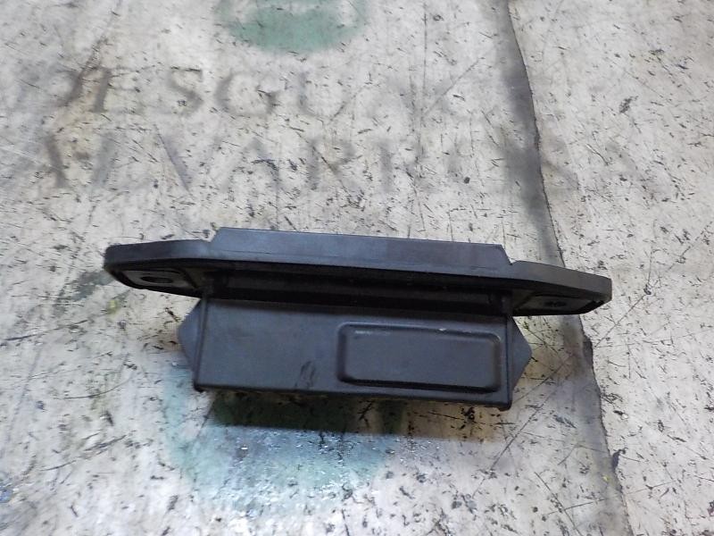 Recambio de maneta porton para toyota auris 1.8 16v cat (híbrido) referencia OEM IAM 8484002030  