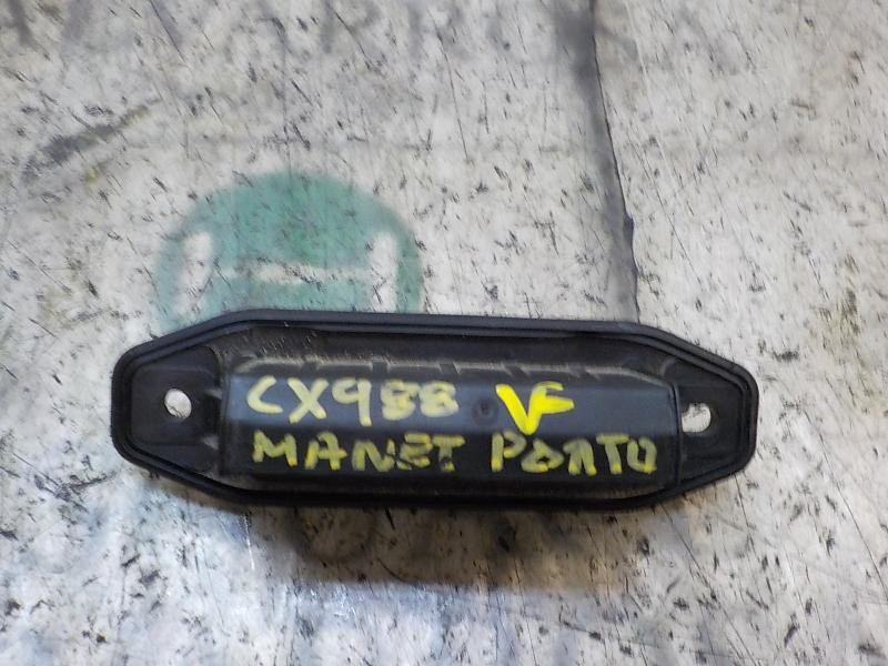 Recambio de maneta porton para toyota auris 1.8 16v cat (híbrido) referencia OEM IAM 8484002030  