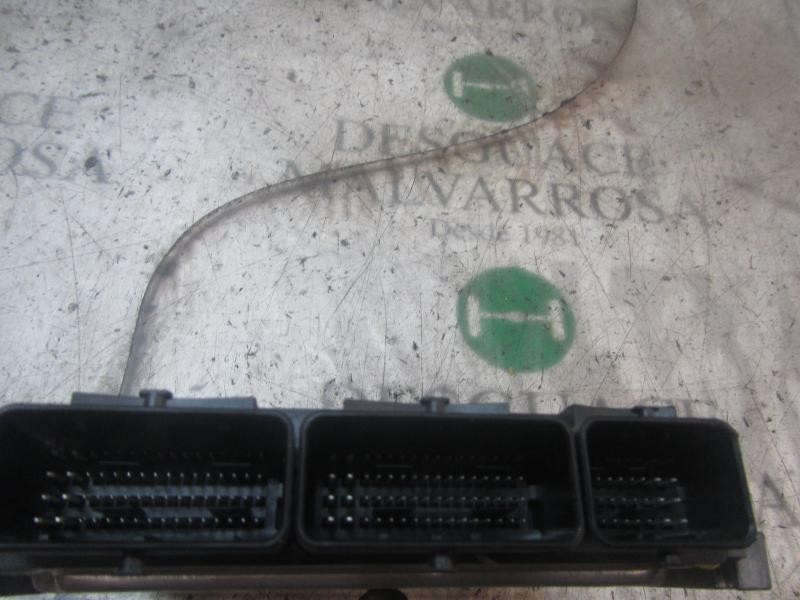 Recambio de centralita motor uce para dacia logan ambiance referencia OEM IAM 237104128R 237102213R 0281030439