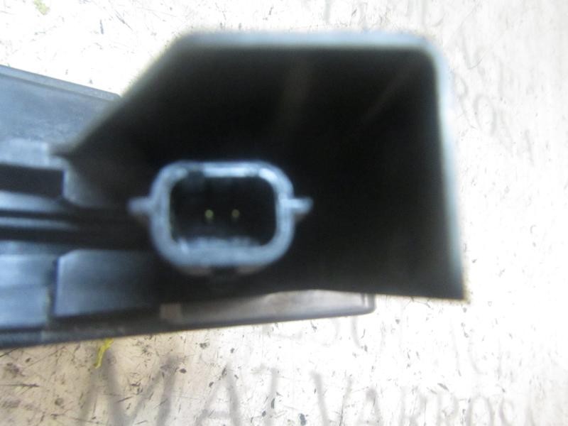 Recambio de cerradura puerta delantera derecha para dacia logan ambiance referencia OEM IAM 805026816R  