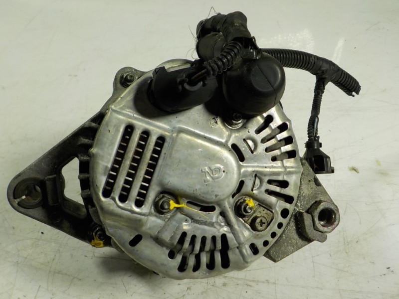 Recambio de alternador para kia sorento 2.5 crdi referencia OEM IAM  373004A300 