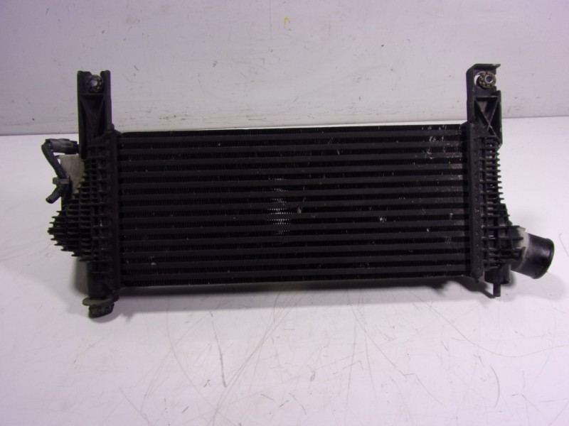 Recambio de intercooler para nissan navara pick-up (d40m) 2.5 dci cat referencia OEM IAM 144615X00A V4454002 