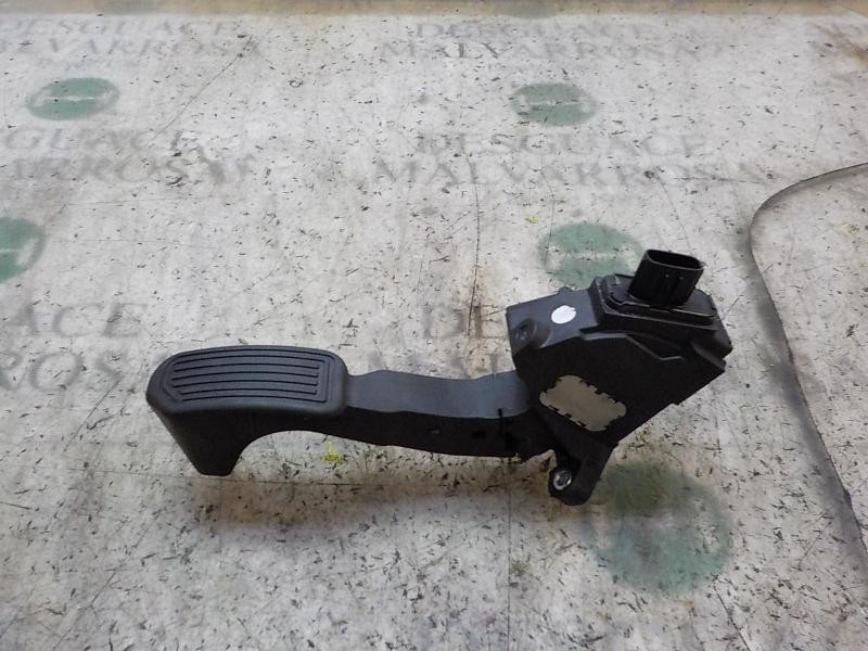 Recambio de potenciometro pedal para toyota auris 1.8 16v cat (híbrido) referencia OEM IAM 7811002120 7811002120 16427865130