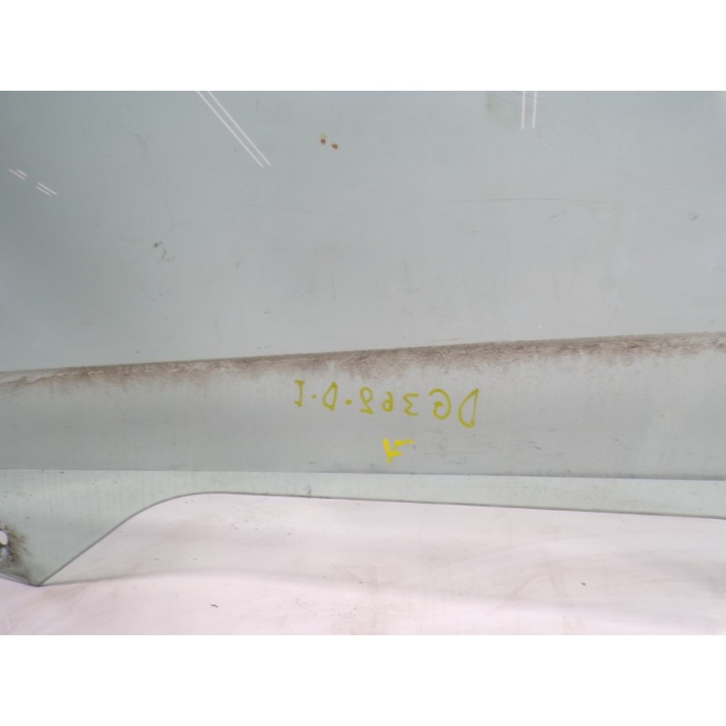 Recambio de cristal puerta delantero izquierdo para ford fiesta (ccn) 1.25 16v cat referencia OEM IAM 1801402  