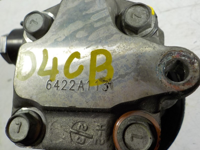 Recambio de bomba direccion para kia sorento 2.5 crdi referencia OEM IAM  6422A113 