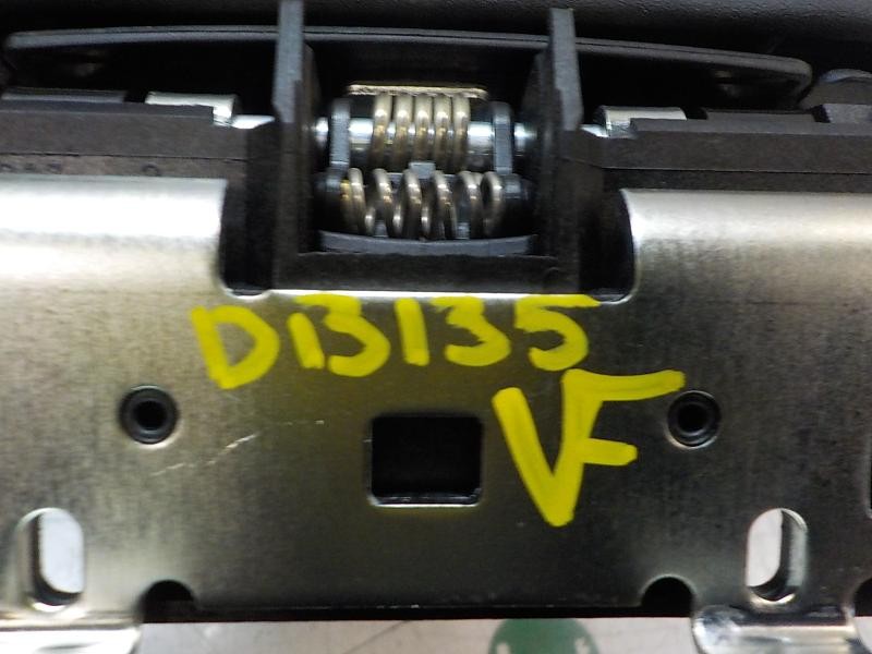 Recambio de apoyabrazos central para citroën c4 lim. feel edition referencia OEM IAM 96755551ZD  