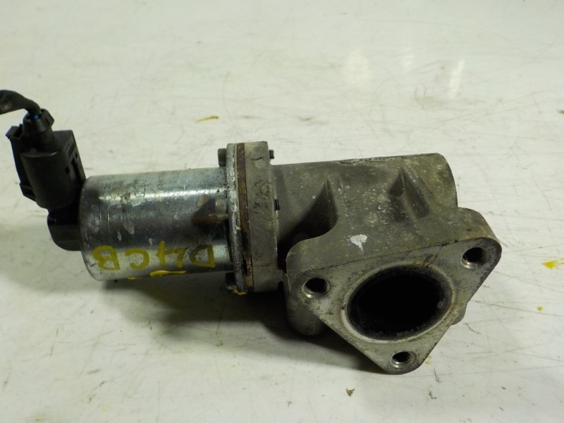 Recambio de valvula egr para kia sorento 2.5 crdi referencia OEM IAM  284104A410 