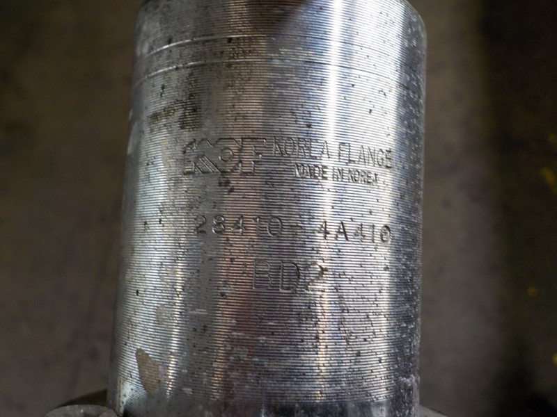 Recambio de valvula egr para kia sorento 2.5 crdi referencia OEM IAM  284104A410 