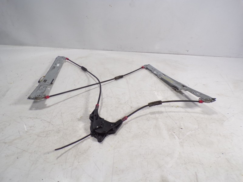 Recambio de elevalunas delantero izquierdo para ford fiesta (ccn) 1.25 16v cat referencia OEM IAM 1836010  