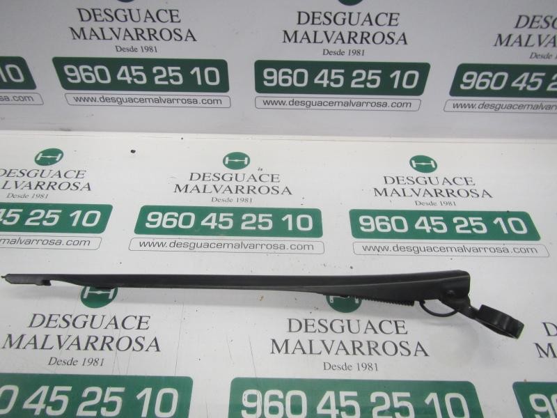 Recambio de brazo limpia delantero izquierdo para seat leon (1p1) 2.0 tdi referencia OEM IAM 1P09554091P9  