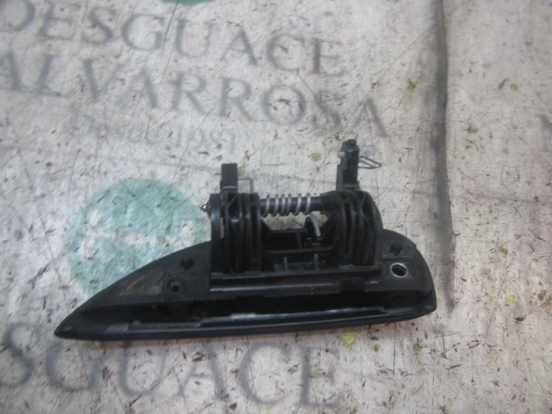 Recambio de maneta exterior delantera derecha para dacia logan ambiance referencia OEM IAM 806067028R  