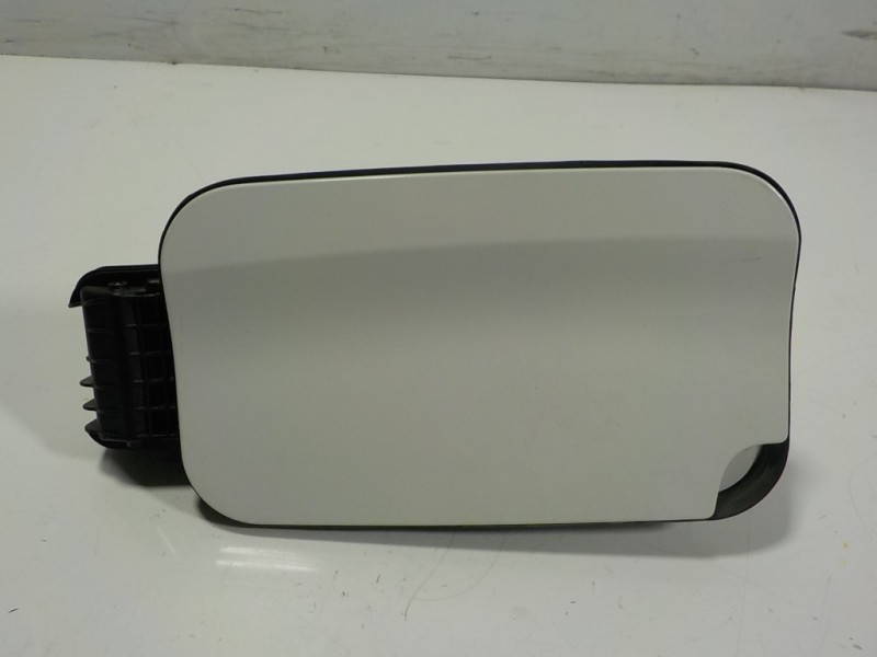 Recambio de tapa combustible para toyota proace city 1.5 dci referencia OEM IAM   