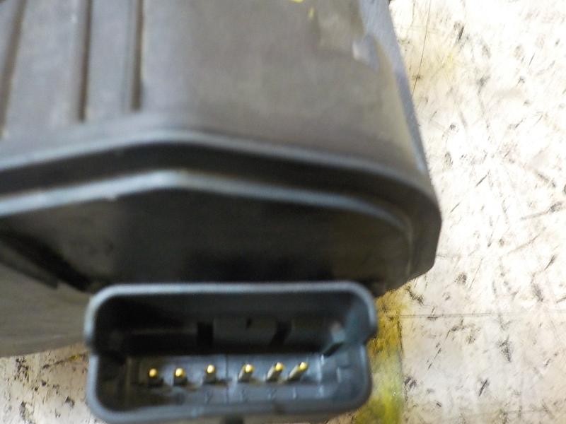 Recambio de caja mariposa para citroën ds3 1.2 12v vti referencia OEM IAM 9673622380 9673622380 