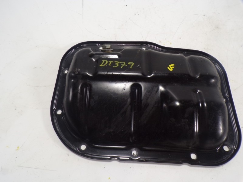 Recambio de carter para toyota prius+ advance referencia OEM IAM 121020T040  