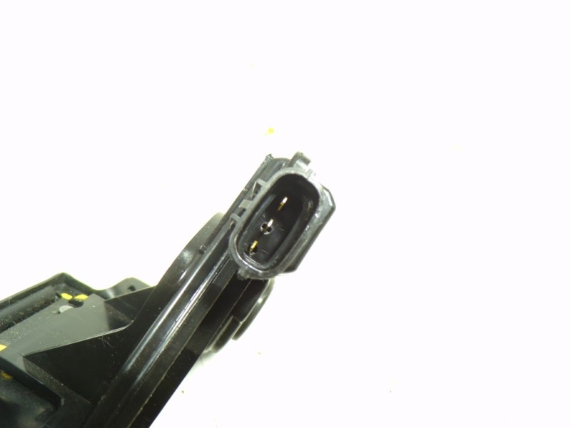 Recambio de cerradura maletero / porton para toyota prius+ advance referencia OEM IAM 6935028151  