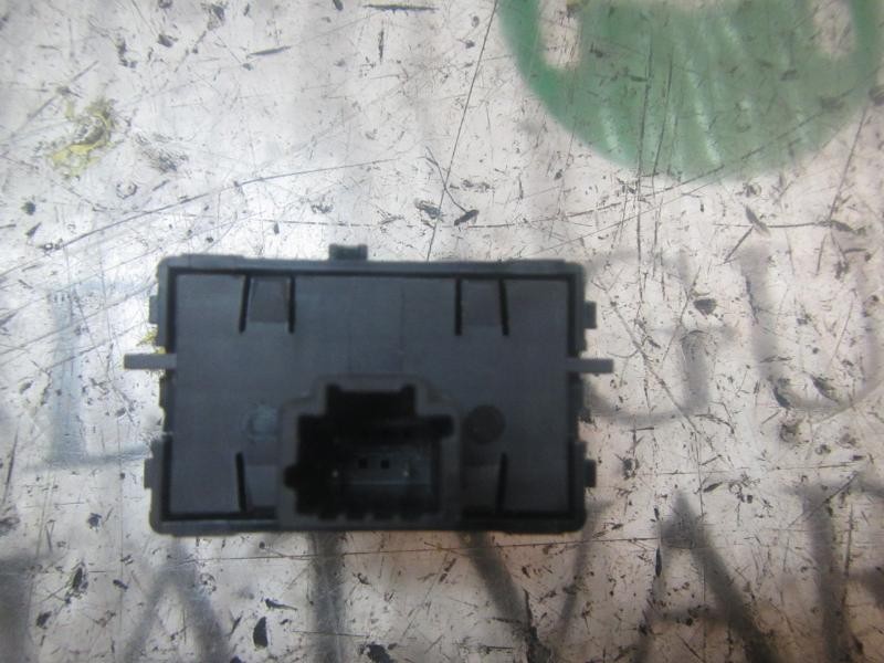 Recambio de modulo electronico para dacia logan ambiance referencia OEM IAM 251B49802R 251B49802R 
