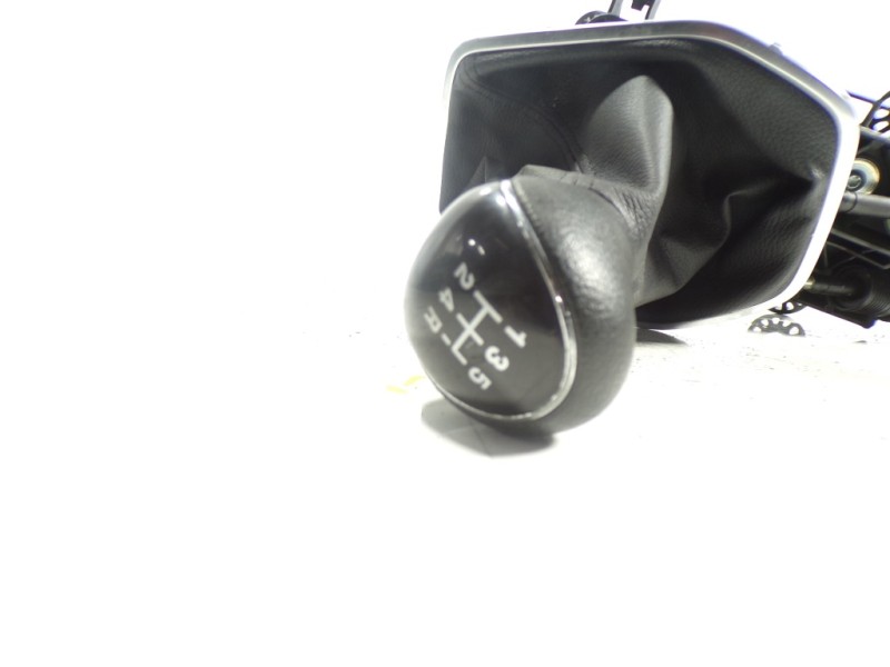 Recambio de palanca cambio para ford fiesta (ccn) 1.25 16v cat referencia OEM IAM 2069522 C1BR7C453CAB 
