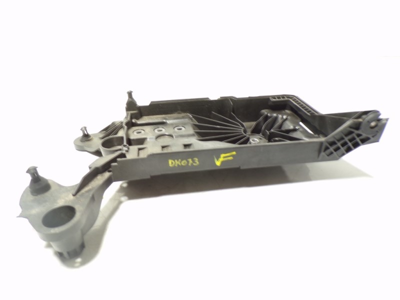 Recambio de moldura para seat leon (kl1) 1.0 tsi referencia OEM IAM 5WA915331 5WA915331 